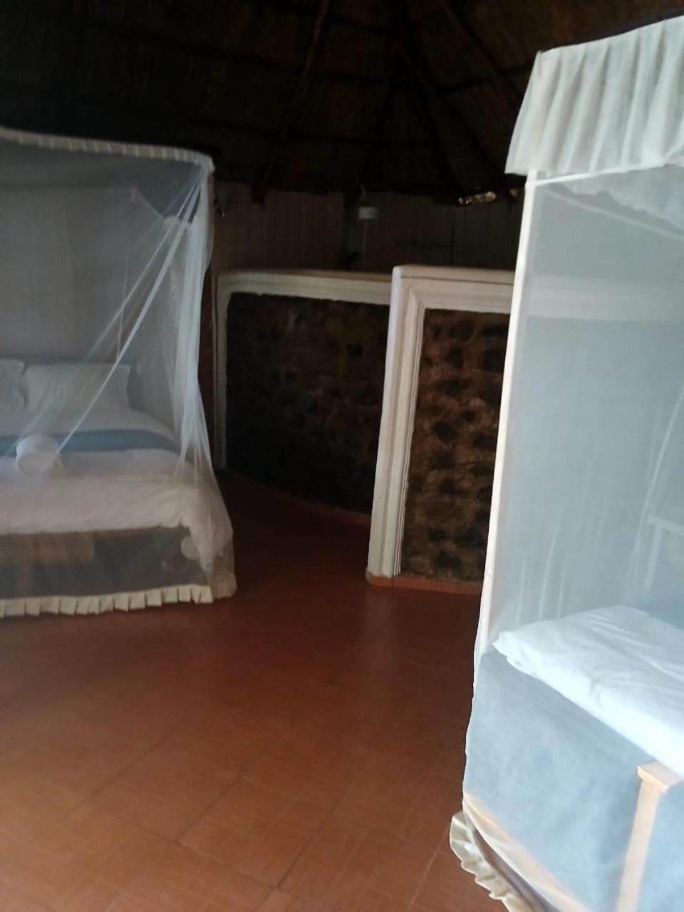 Ches Bay Resort Nangina エクステリア 写真